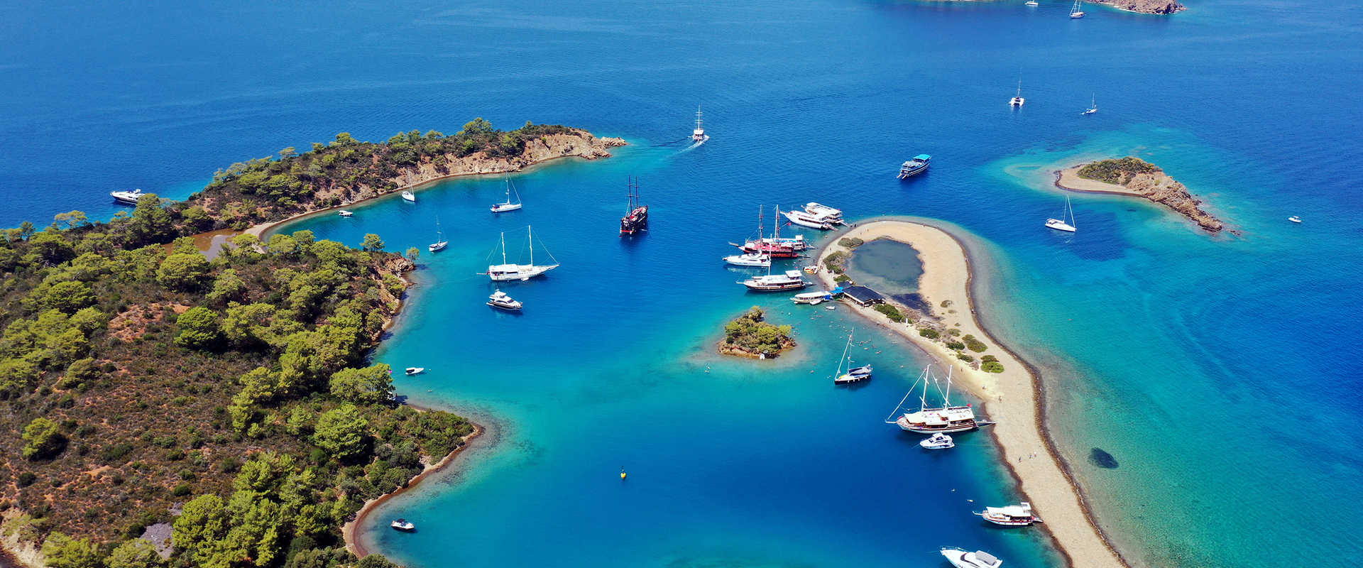 Cruceros con pequeños barcos en Göcek