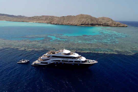 All Star Liveaboards offers a range of dive vessels located in the Caribbean countries of Bahamas & British Virgin Islands