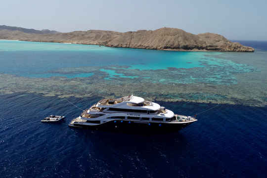 All Star Liveaboards offers a range of dive vessels located in the Caribbean countries of Bahamas & British Virgin Islands