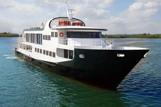Jardines Avalon Fleet - Liveaboards in Cuba, taking guests to the Jardines de la Reina marine park