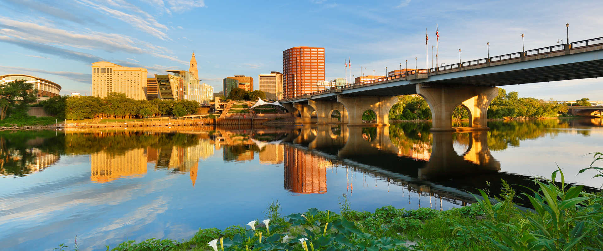 River Cruise Ships in Connecticut - LiveAboard.com