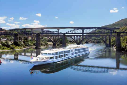 https://img.liveaboard.com/River%20Cruise/Fleets/Fleet%20-%20CroisiEurope%20001.jpg?tr=w-1920,h-800,pr-true,c-maintain_ratio,q-50