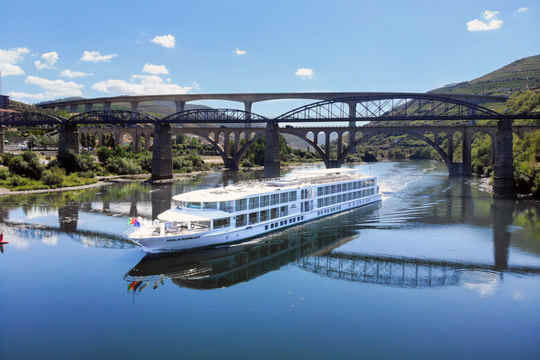 https://img.liveaboard.com/River%20Cruise/Fleets/Fleet%20-%20CroisiEurope%20001.jpg?tr=w-1920,h-800,pr-true,c-maintain_ratio,q-50