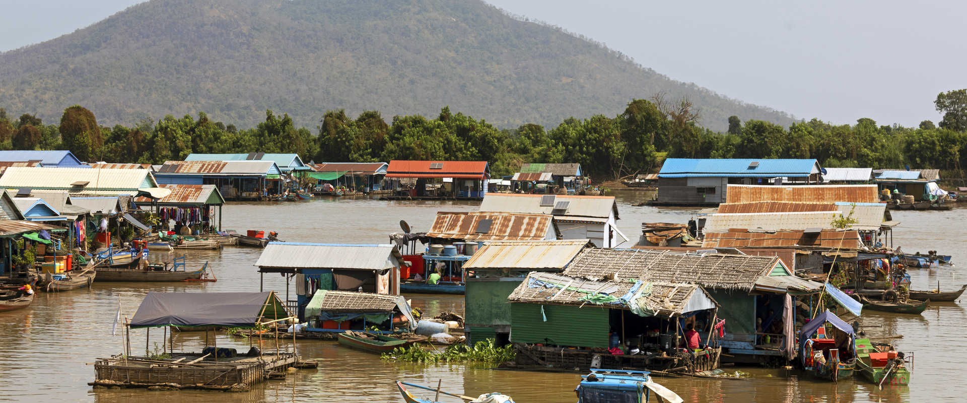 River Cruises in Kampong Laeang