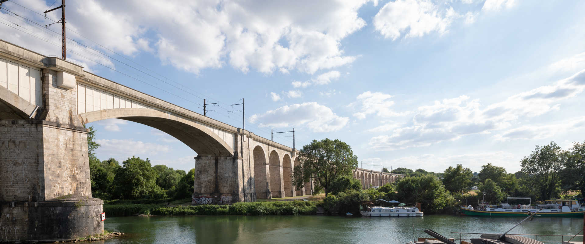 River Cruises in Saint-Mammès