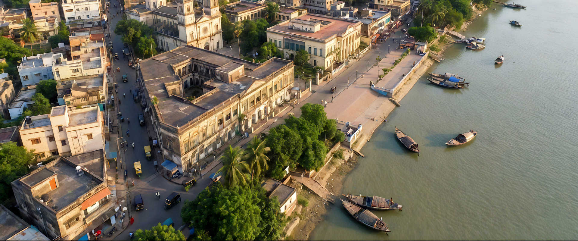 チャンデルナゴアのリバークルーズ