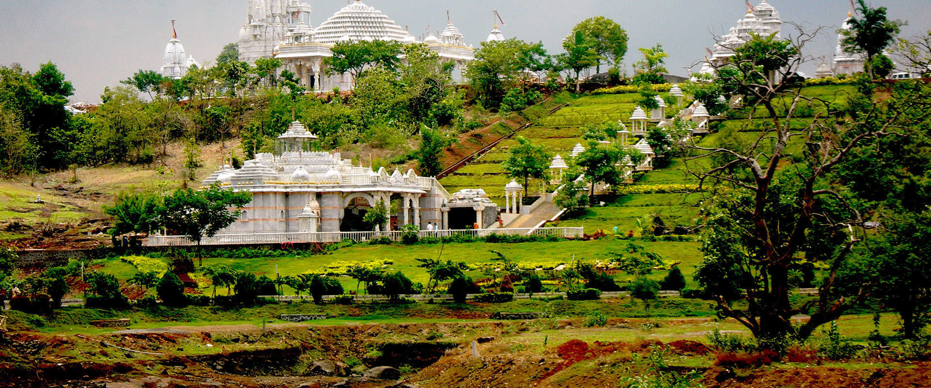 River Cruises in Manas