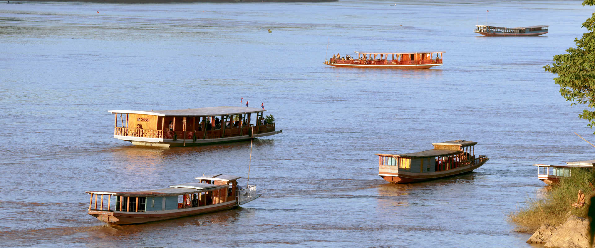 River Cruises in Khok Luang