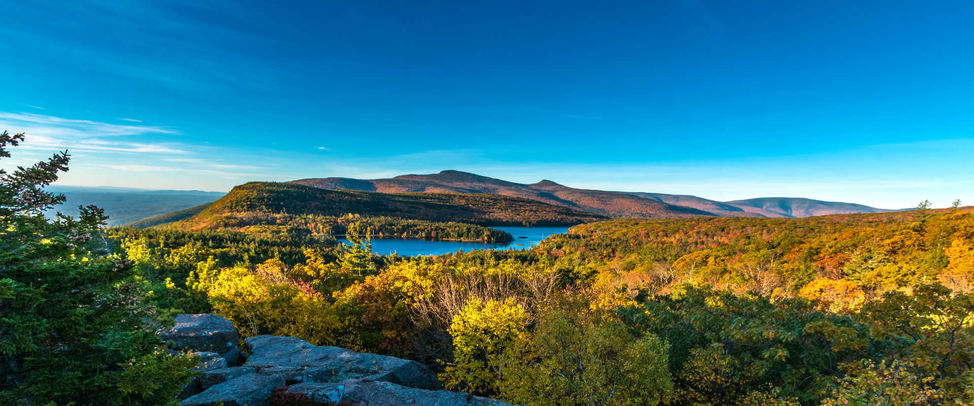 River Cruises in the Catskill Mountains