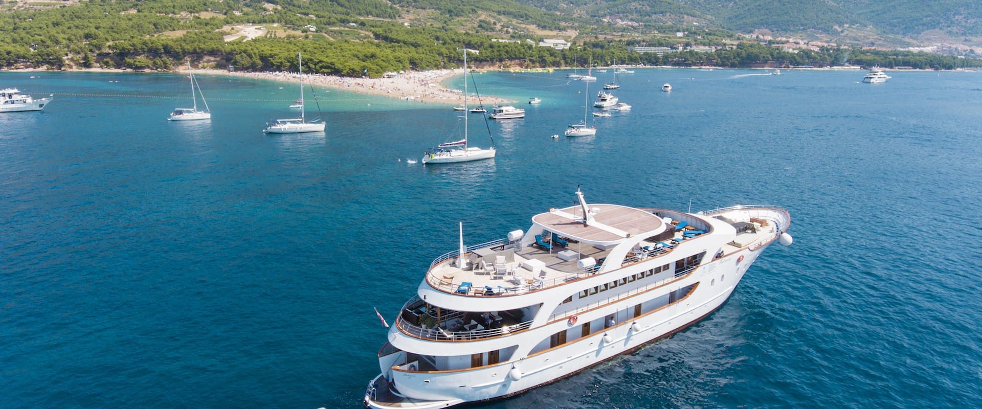 34 Kleinschalige Cruises in Kroatië - LiveAboard.com