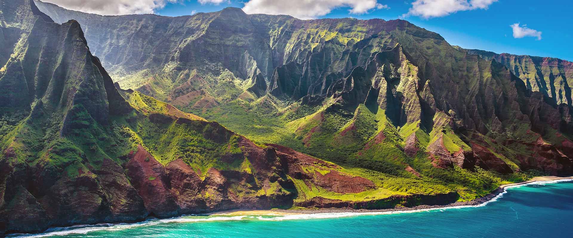 可爱岛的小型游船巡游