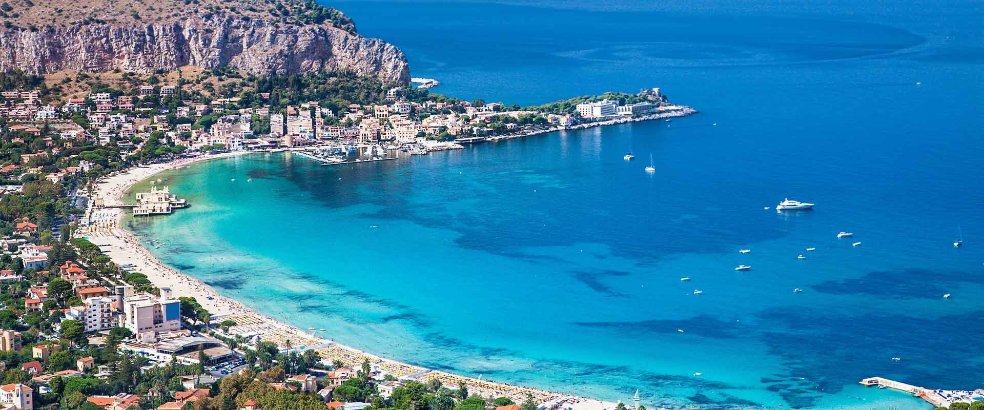 シチリア, イタリアのアドベンチャークルーズボート - LiveAboard.com