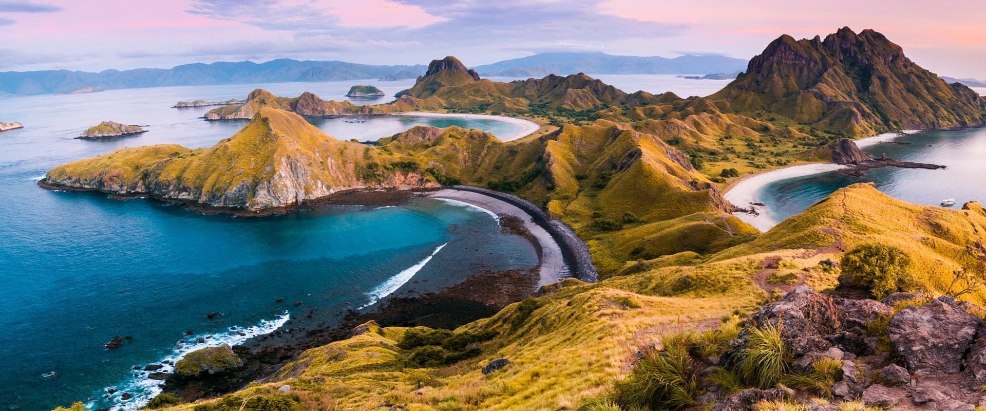 83 Liveaboards in Indonesia - LiveAboard.com