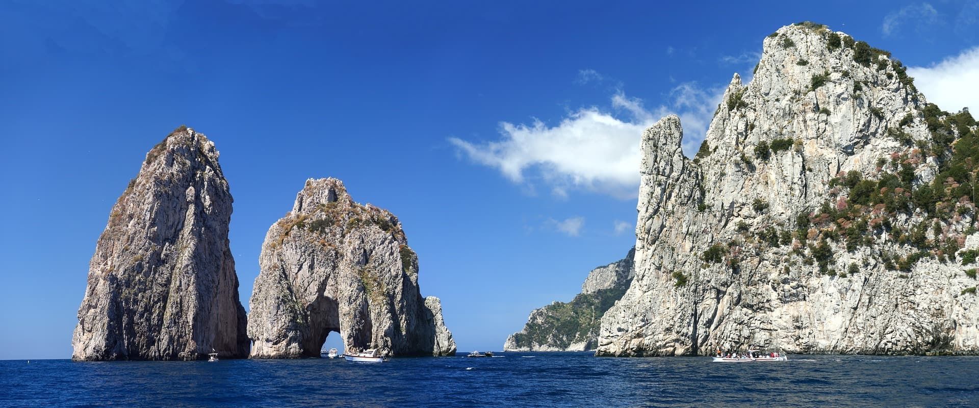 Cruceros de buceo en Italia - LiveAboard.com