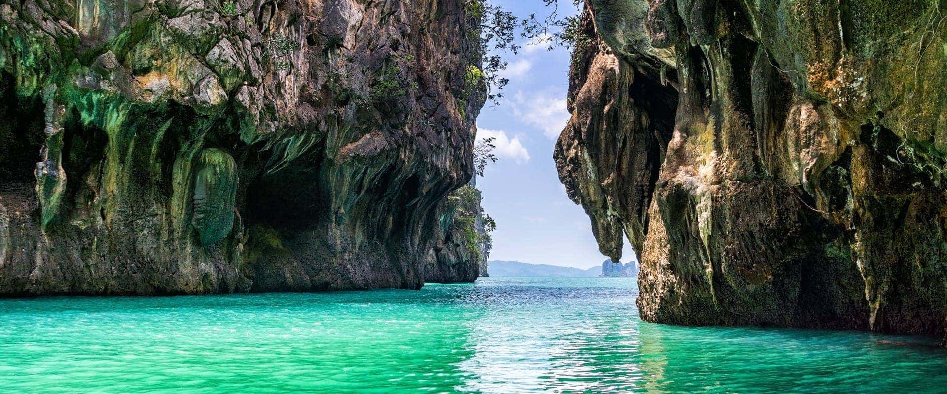 Krabi Liveaboard Diving