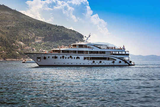 Flota de pequeños cruceros Kompas