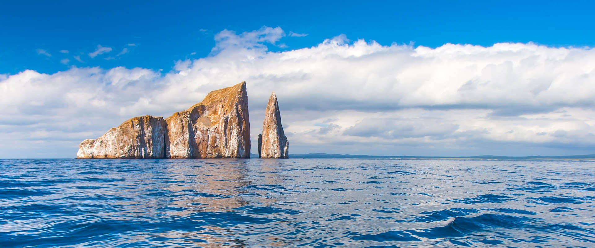 Kicker Rock Avontuurlijke Cruises