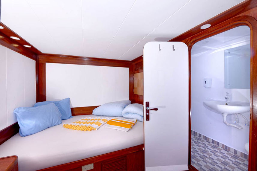 Double Cabin - Blue Pearl Live Aboard