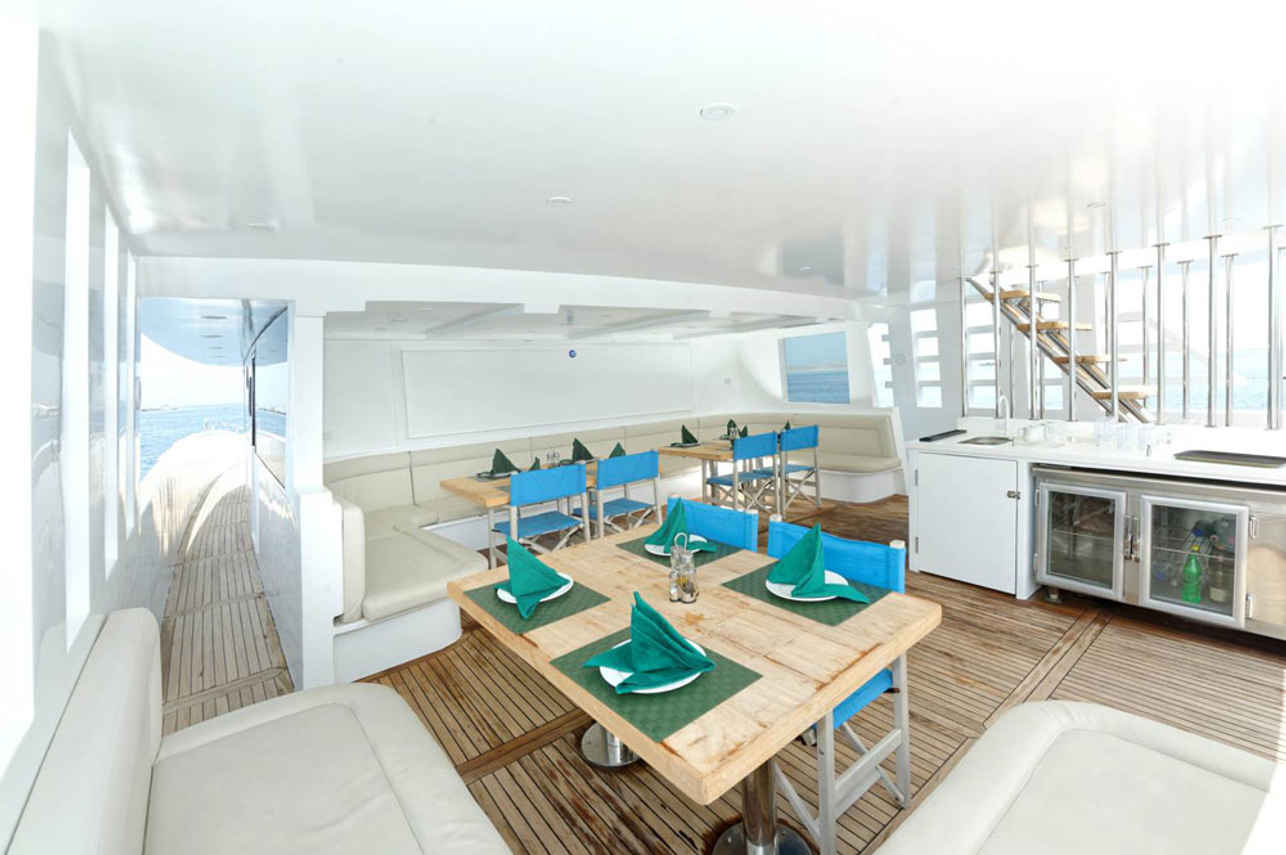 Comedor al Aire Libre - Blue Pearl