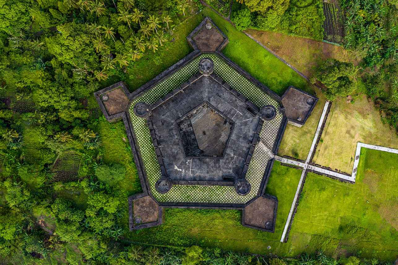 Fort Belgica in-Banda Neira