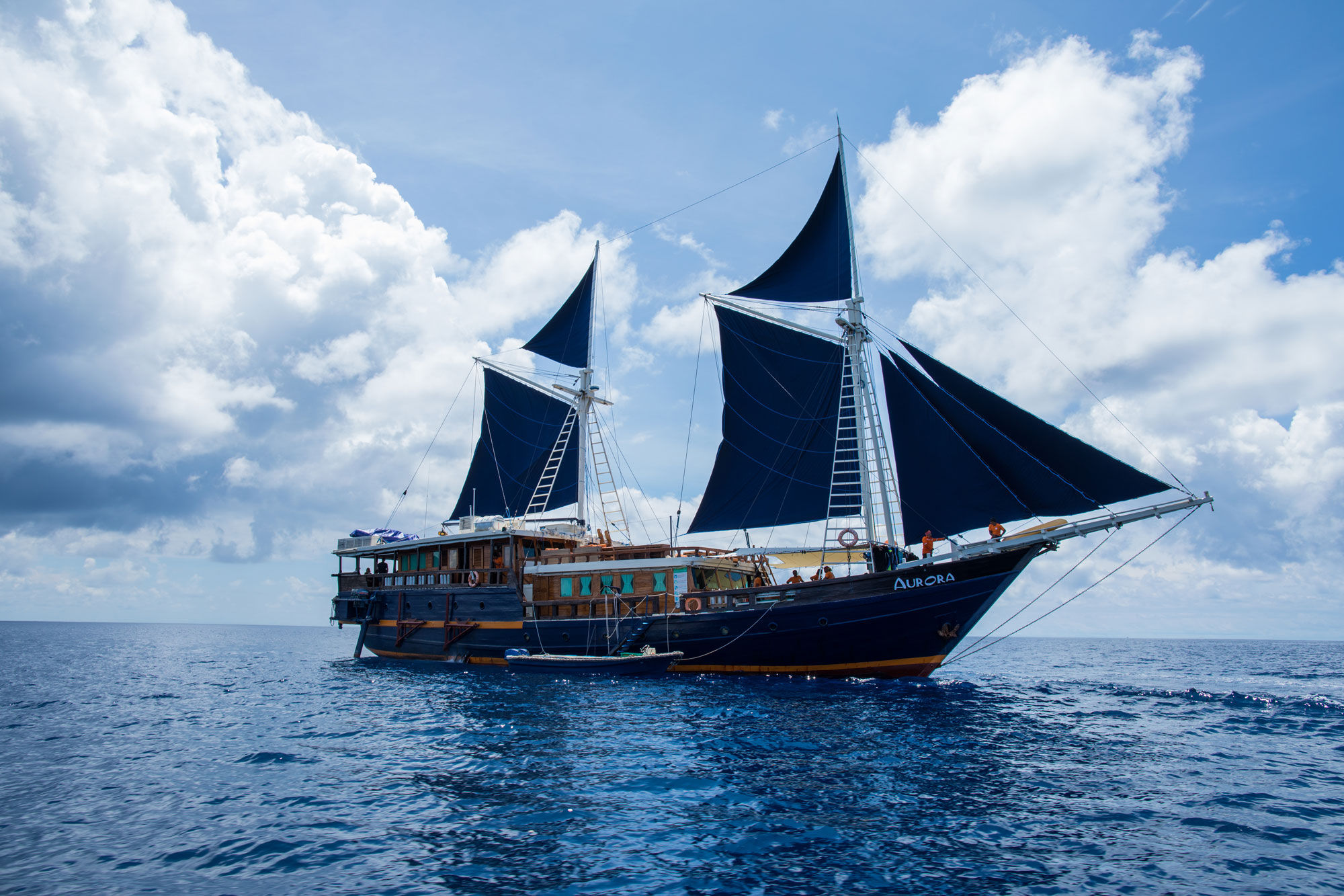 Aurora Liveaboard, Indonesia - LiveAboard.com