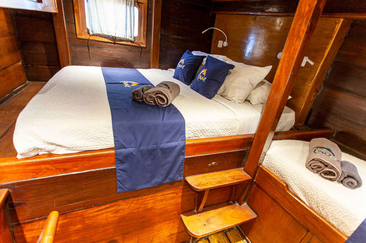 Double & Single Cabin