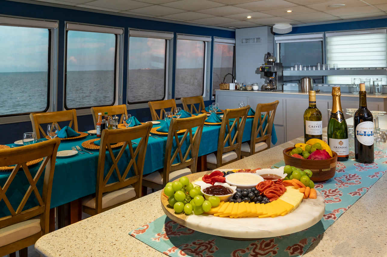Dining Room - Belize Aggressor IV