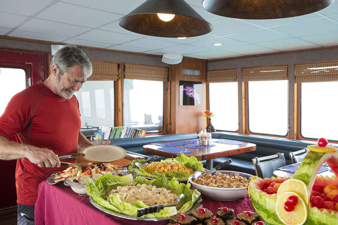 Area Buffet - Belize Aggressor IV