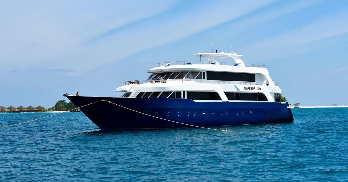 Emperor Leo — vessel photograph