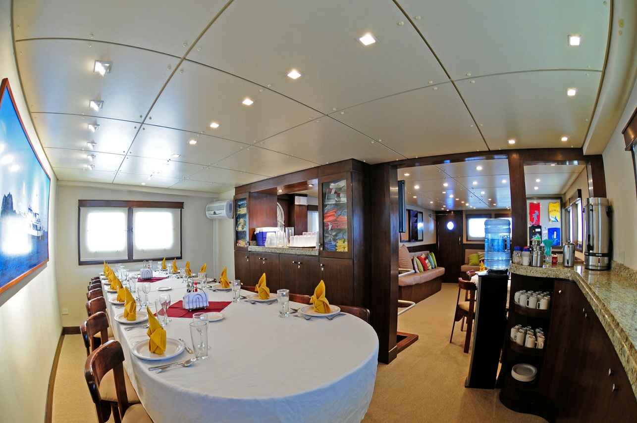 Restaurant - Okeanos Aggressor