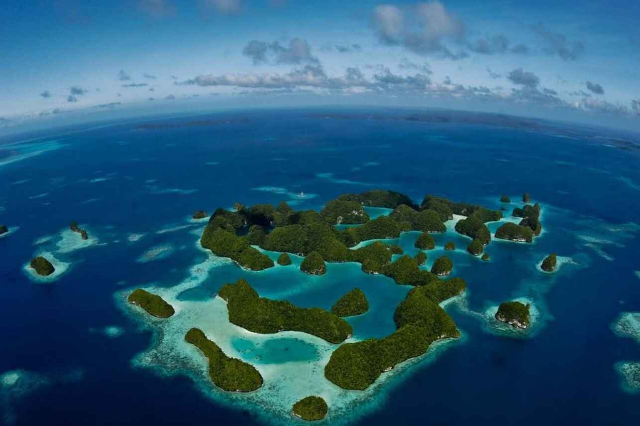Esplorazione dell'isola - Rock Islands Aggressor