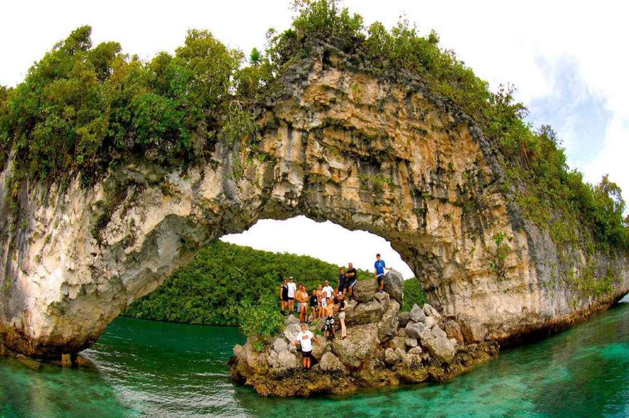 Esplorazione dell'isola - Rock Islands Aggressor