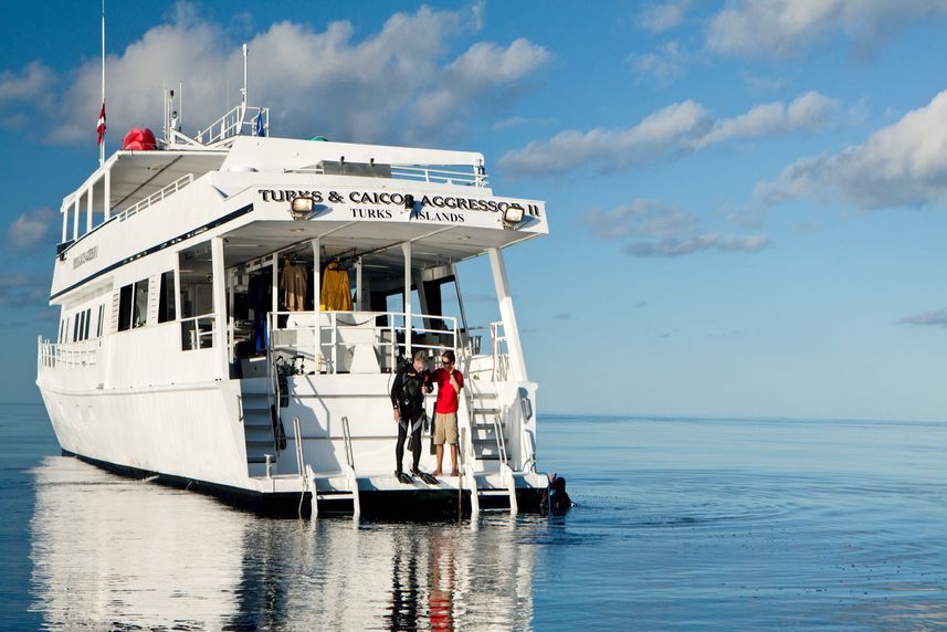 Dive Platform - Turks and Caicos Aggressor II