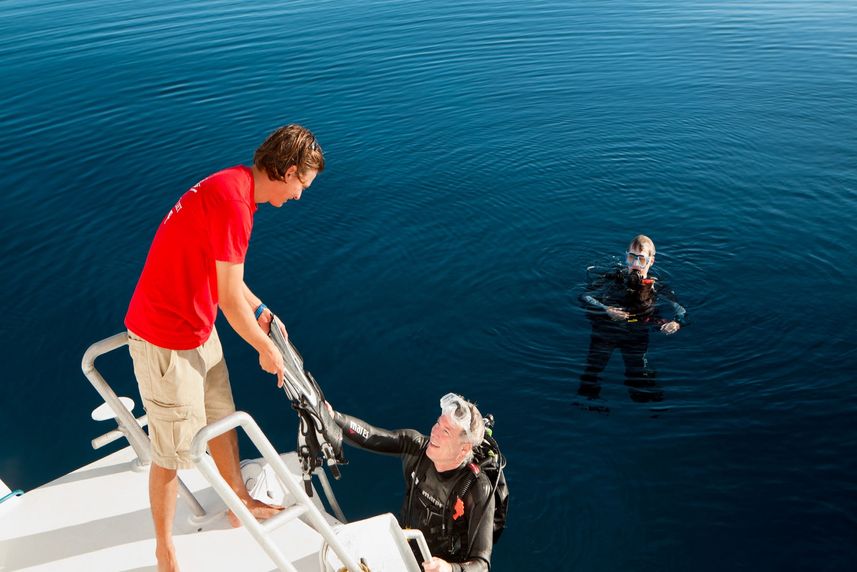 Plataforma de Mergulho - Turks and Caicos Aggressor II