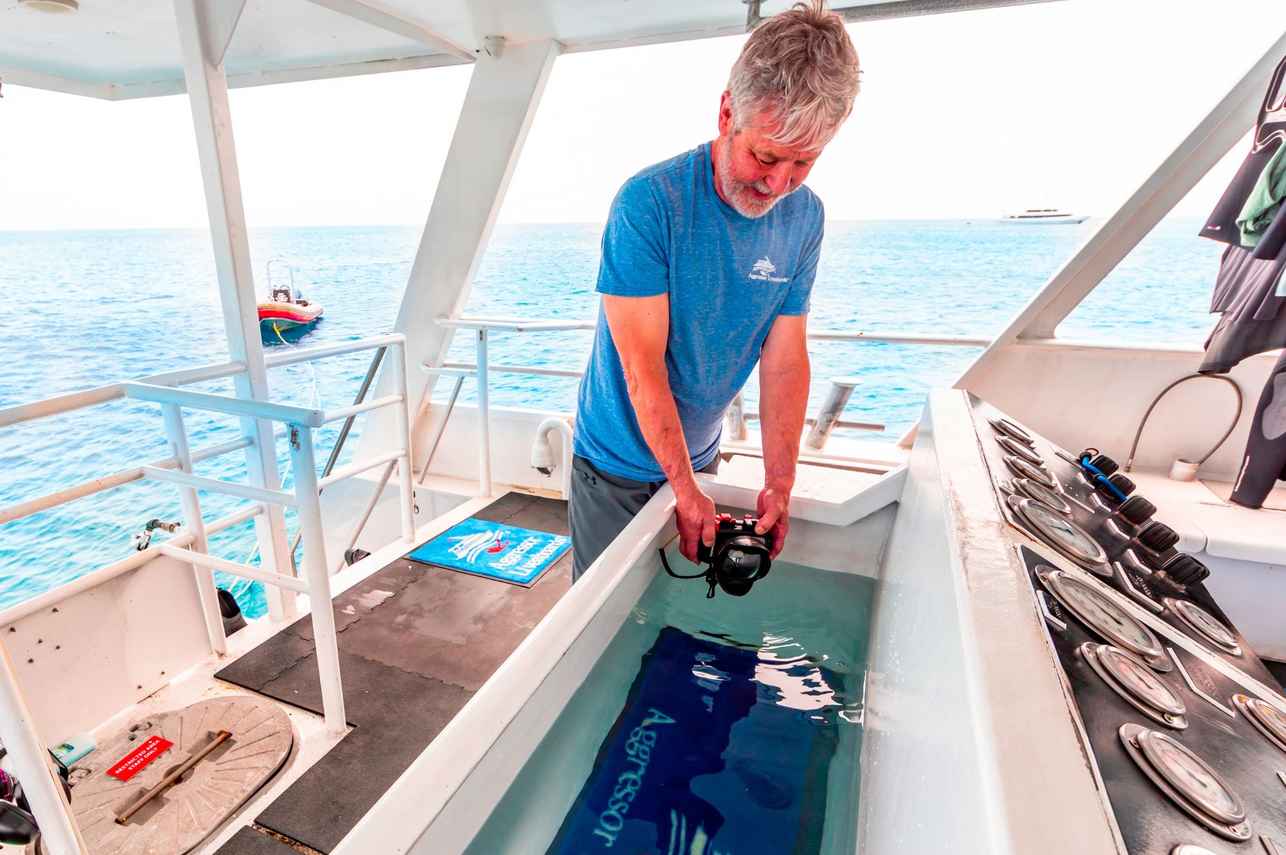 Dive Platform - Turks and Caicos Aggressor II