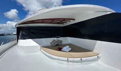 Lux with Balcony Upper Deck