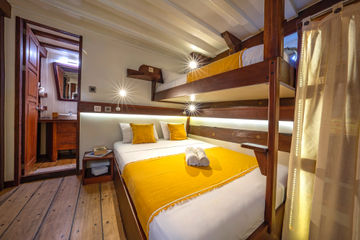 Double/Twin Bed Cabins