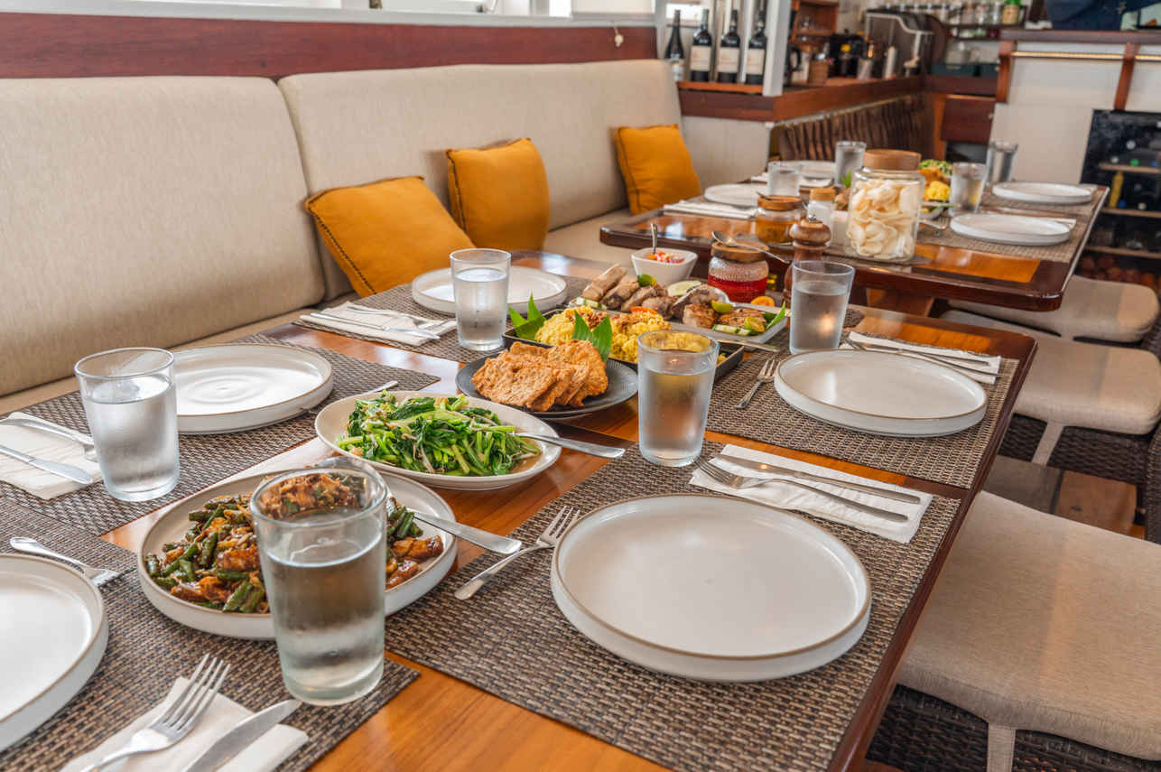 Comedor  - Ambai