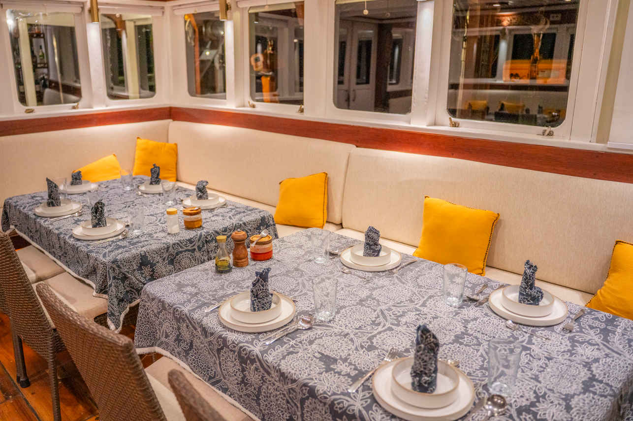Comedor  - Ambai