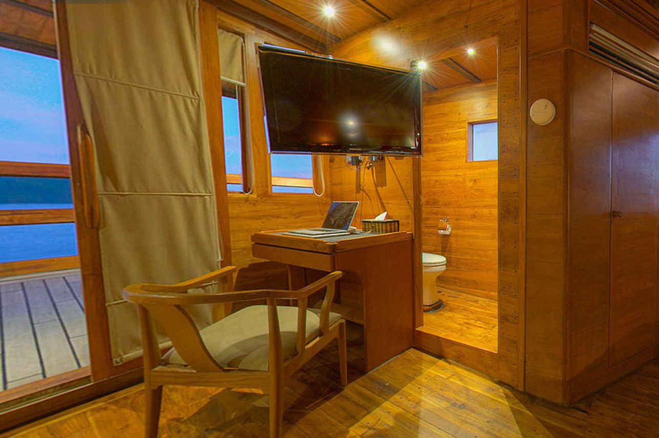 Master Cabin 6