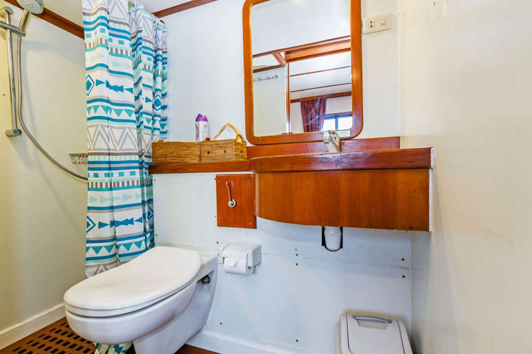 #en-suitebathrooms