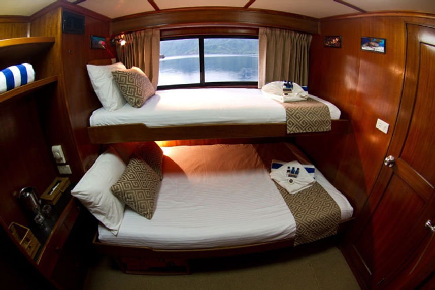 Deluxe twin Cabin