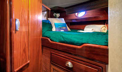 Single Cabins