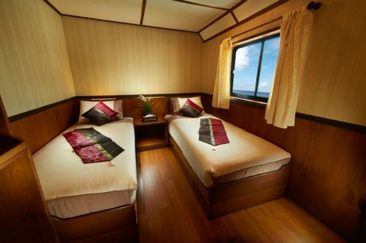 En-Suite Twin Cabin