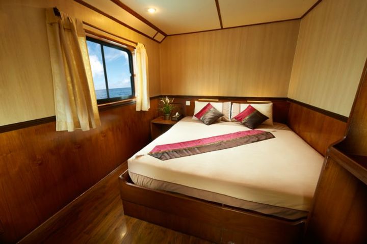 En-Suite Double Cabin