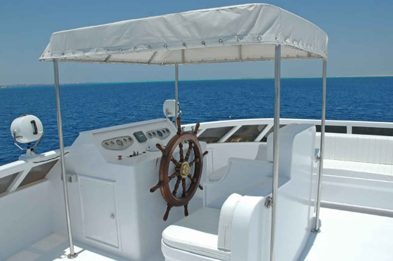 Upper Deck - Blue Fin Liveaboard