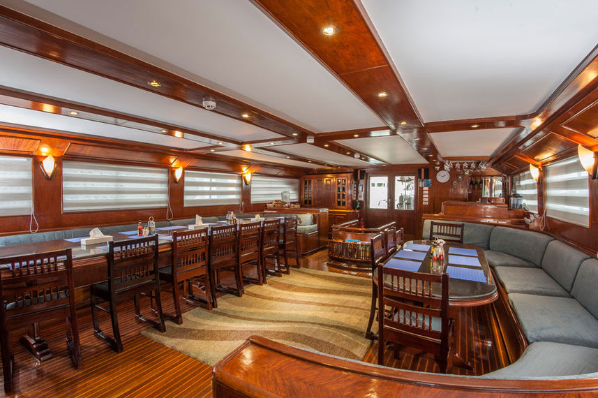 Dining Room - Blue Fin