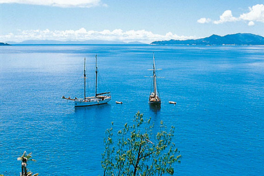 Sea Shell and Sea Pearl liveaboards moored up