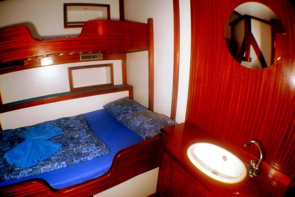 Double cabin + single bunk - Sea Pearl Liveaboard