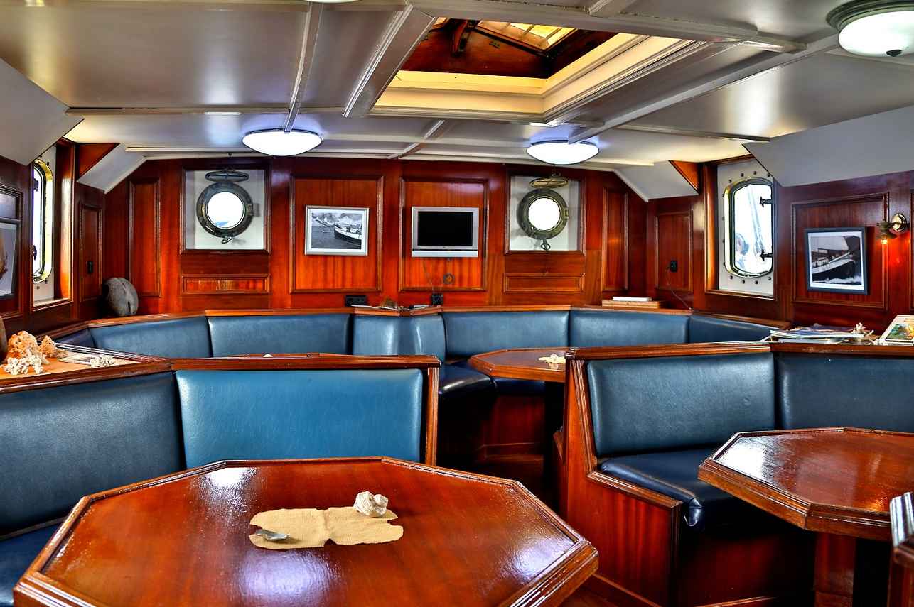 Dining Room - Sea Pearl Liveaboard